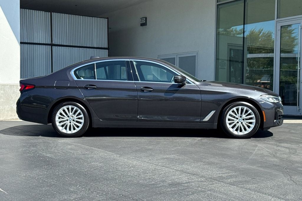 2023 BMW 5 Series 530i