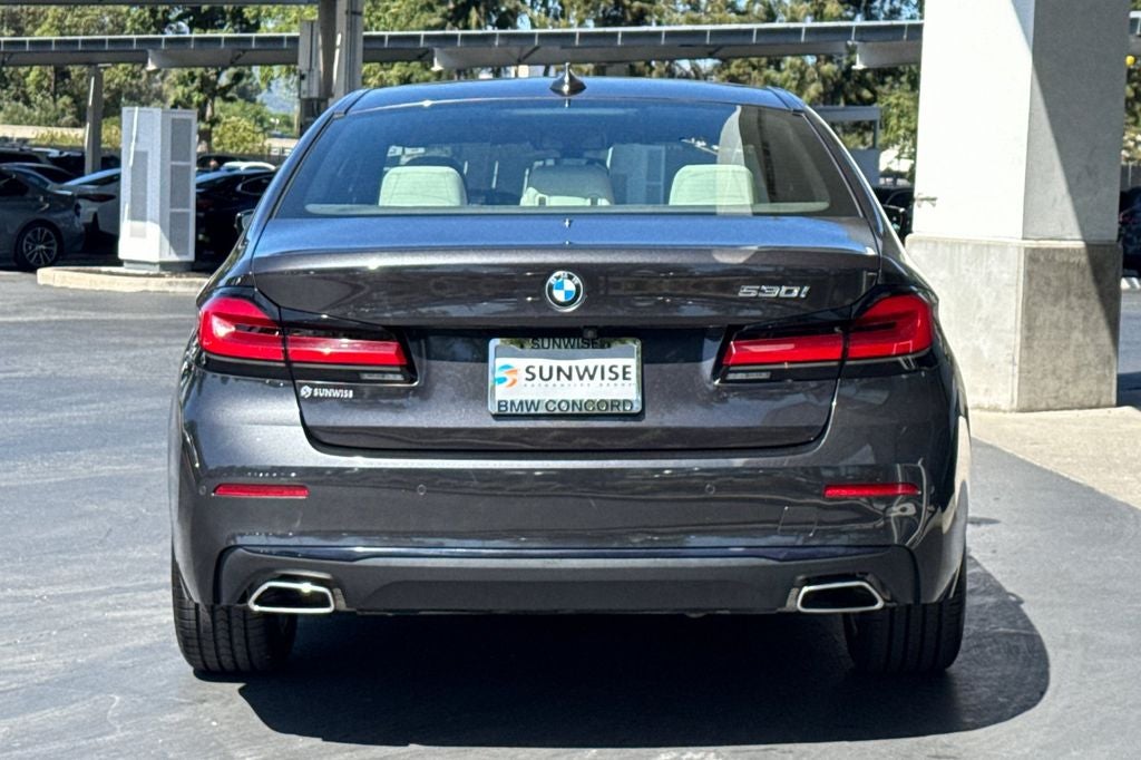 2023 BMW 5 Series 530i