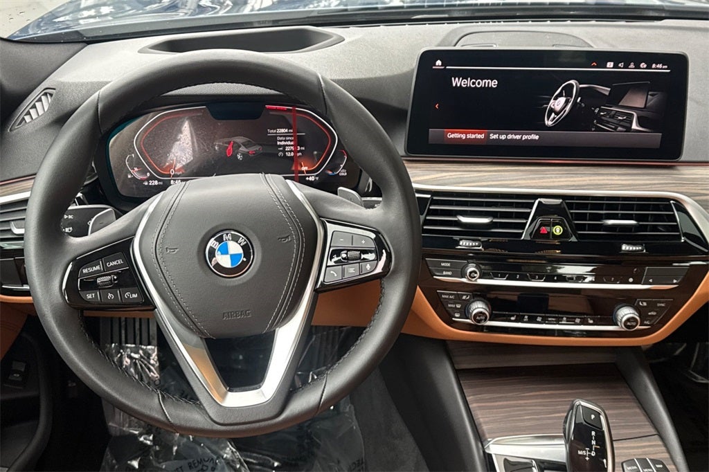 2022 BMW 5 Series 530i