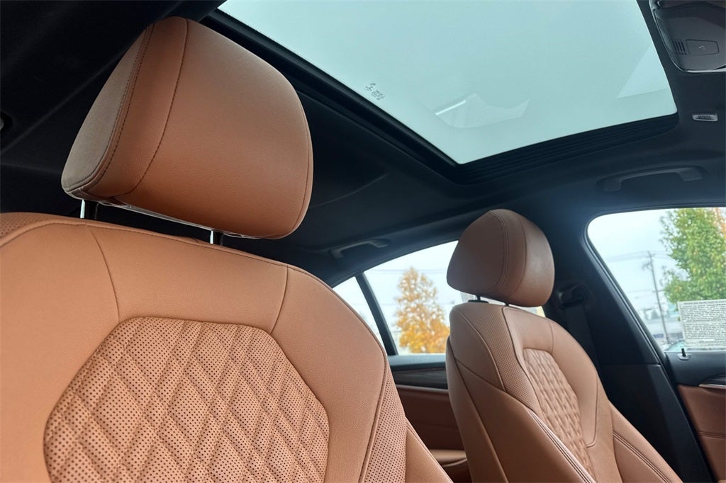 2022 BMW 5 Series 530i