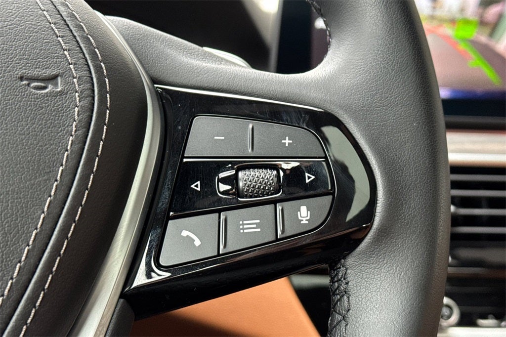 2022 BMW 5 Series 530i