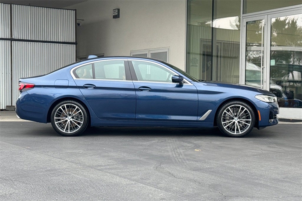 2022 BMW 5 Series 530i