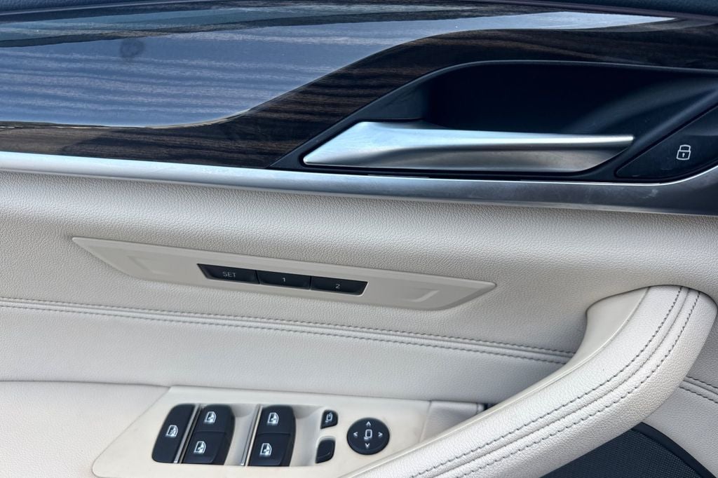 2023 BMW 5 Series 530i