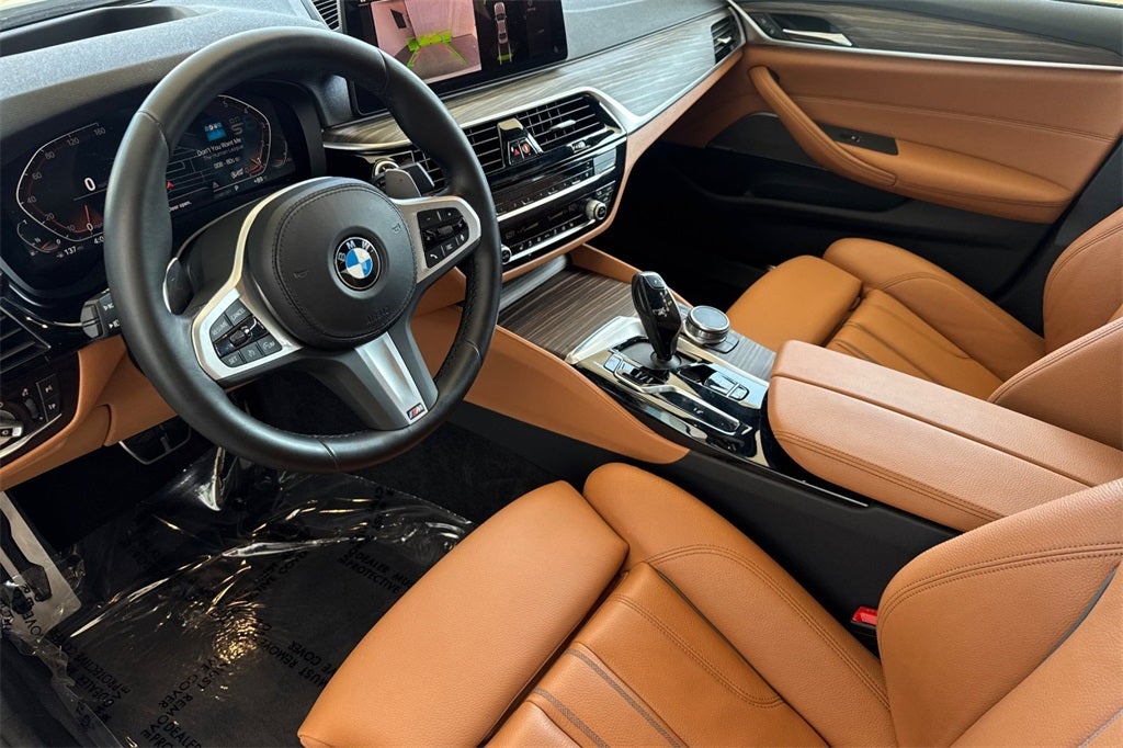 2022 BMW 5 Series 530i