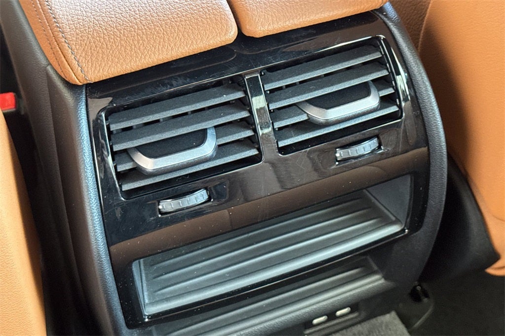 2022 BMW 5 Series 530i