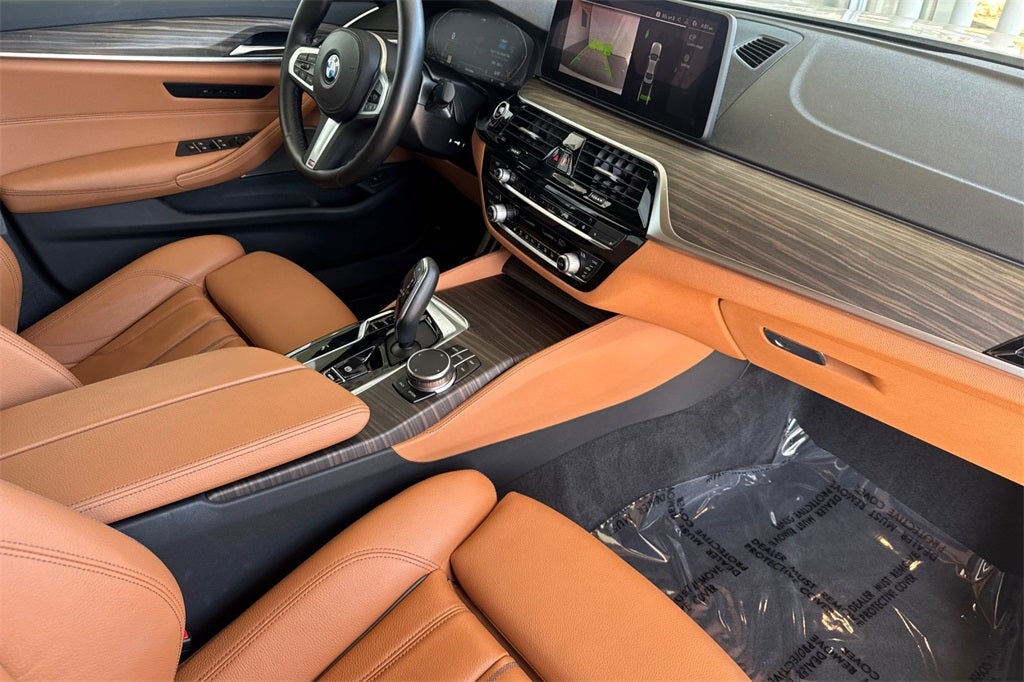 2022 BMW 5 Series 530i