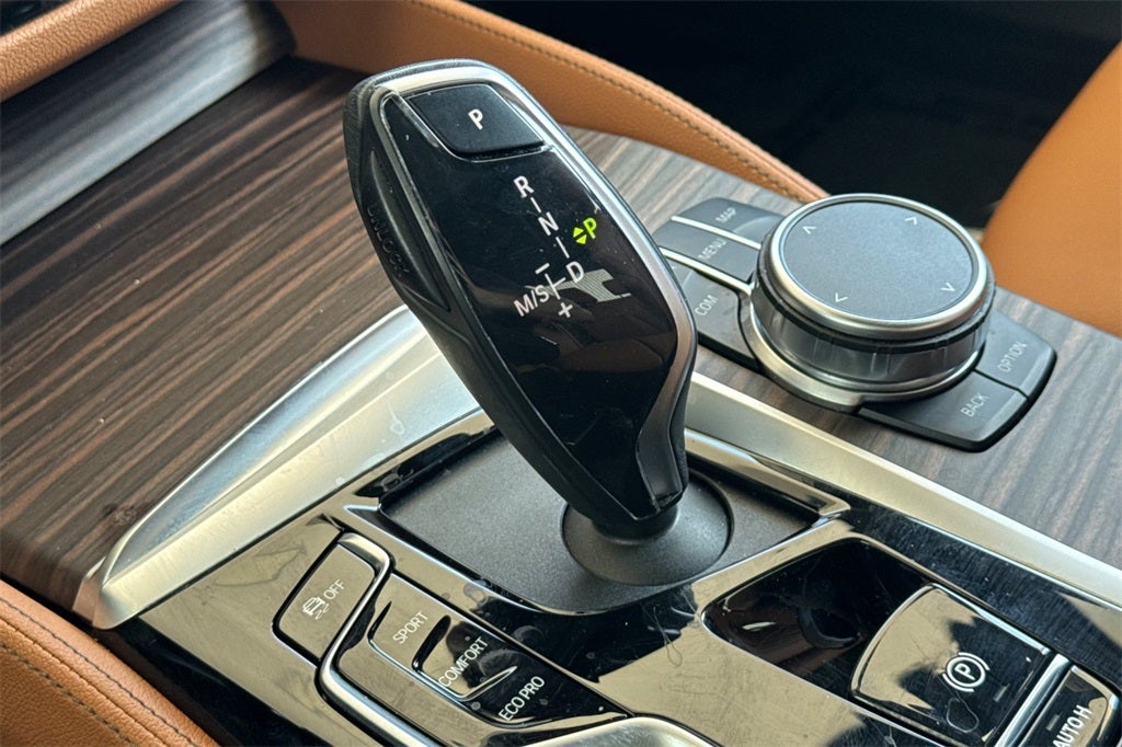 2022 BMW 5 Series 530i