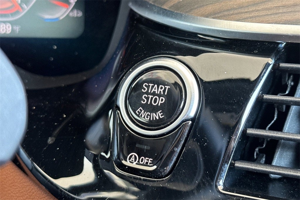 2022 BMW 5 Series 530i