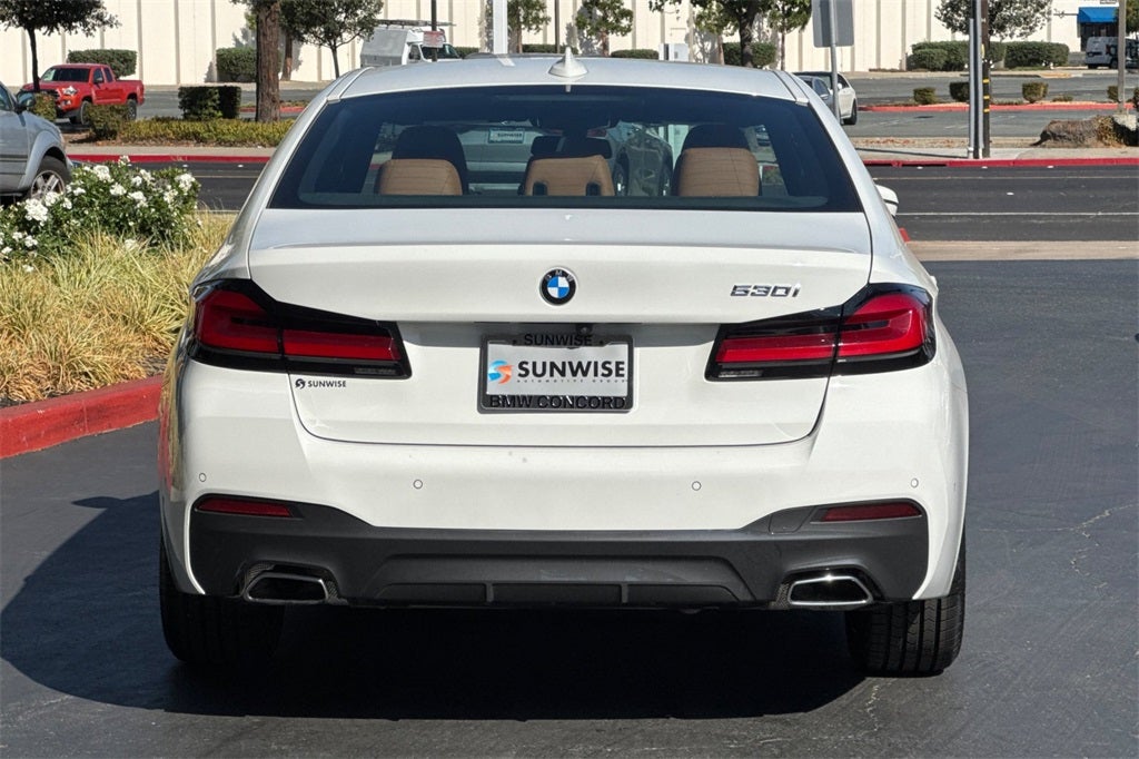 2022 BMW 5 Series 530i