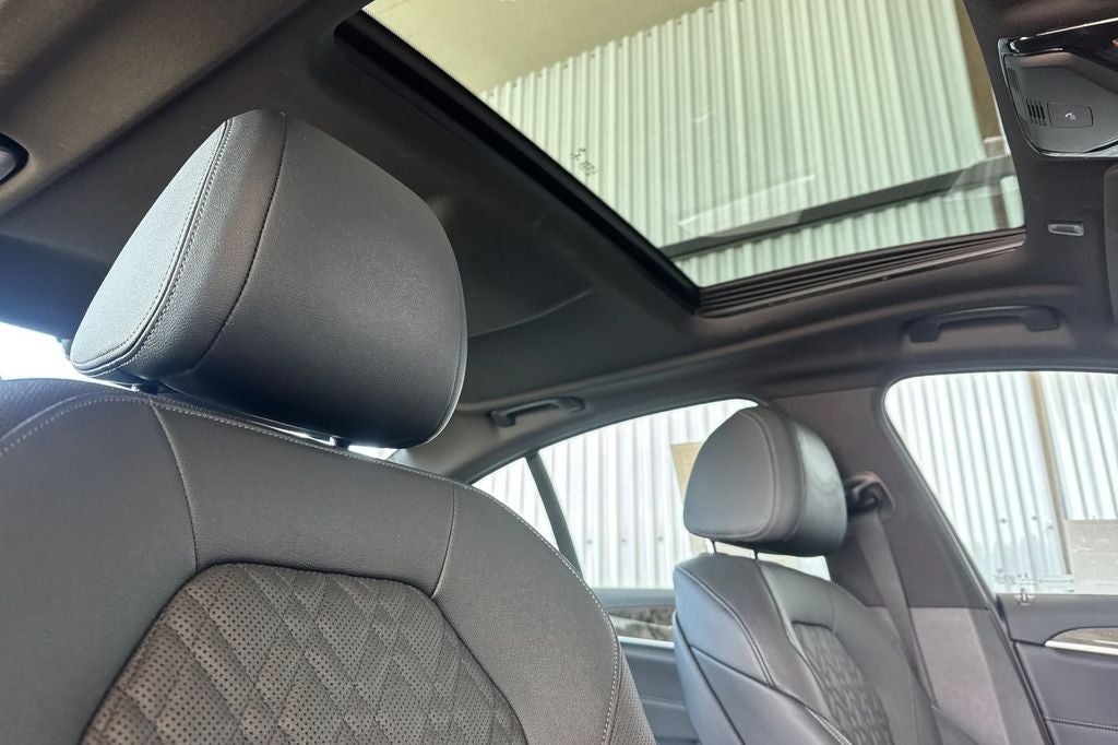 2022 BMW 5 Series 540i