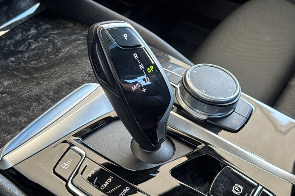 2022 BMW 5 Series 540i