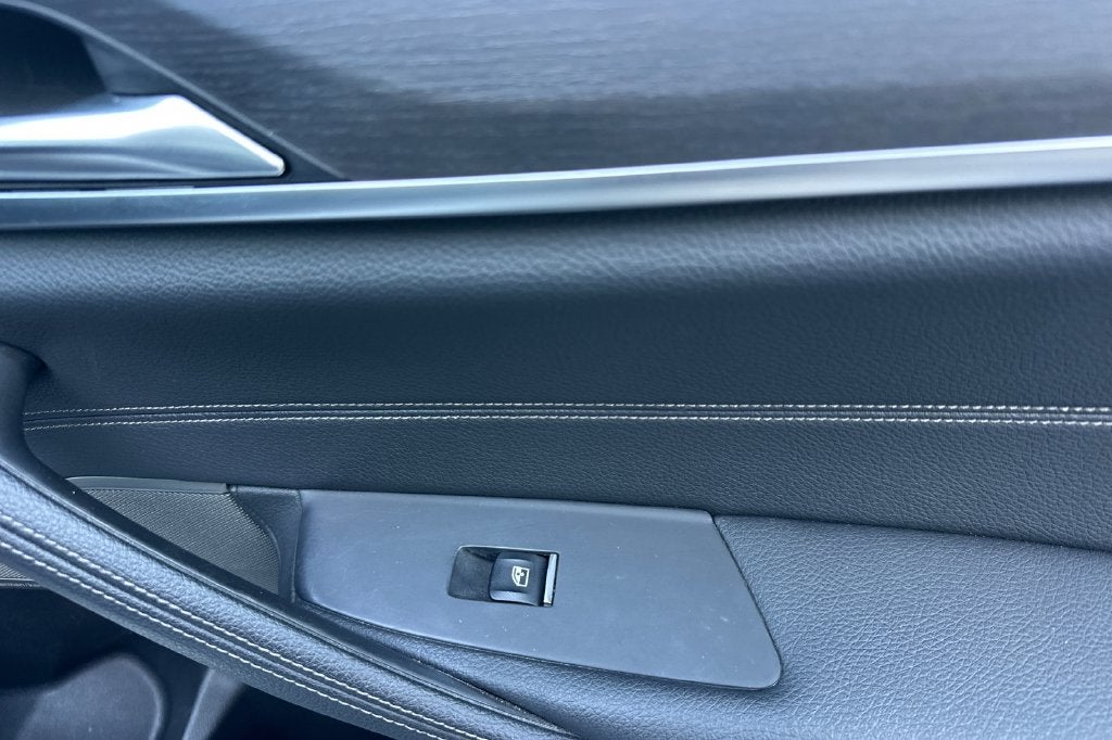 2023 BMW 5 Series 540i