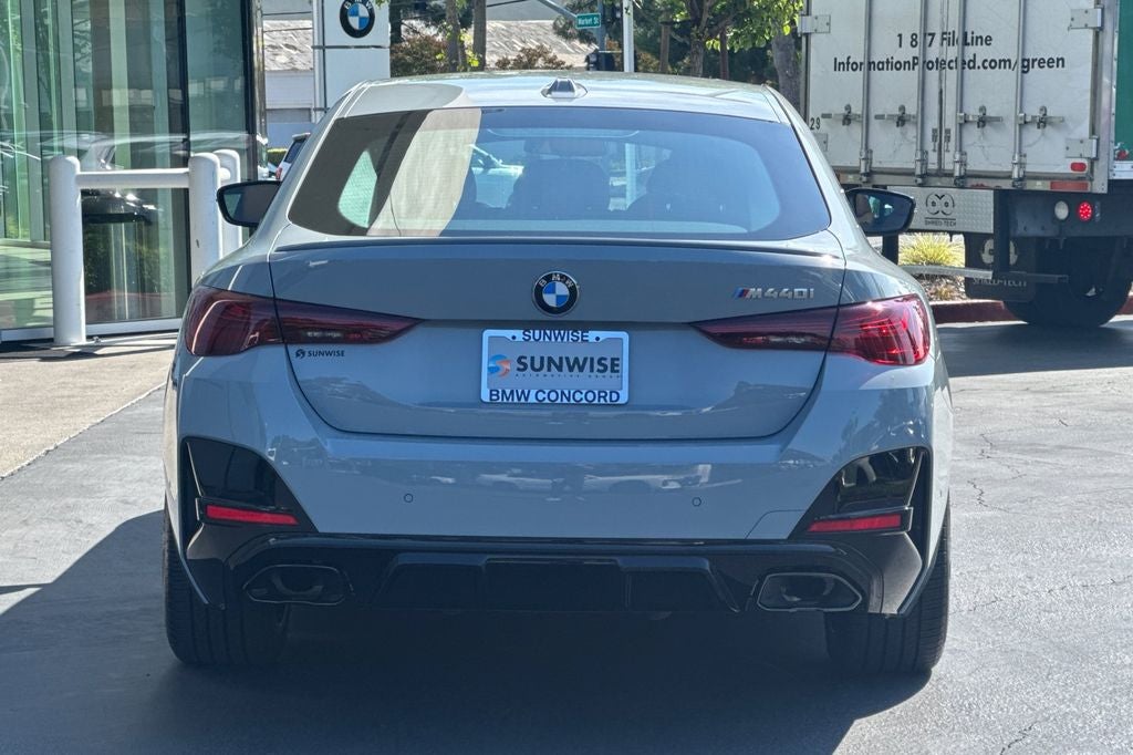 2025 BMW 4 Series M440i