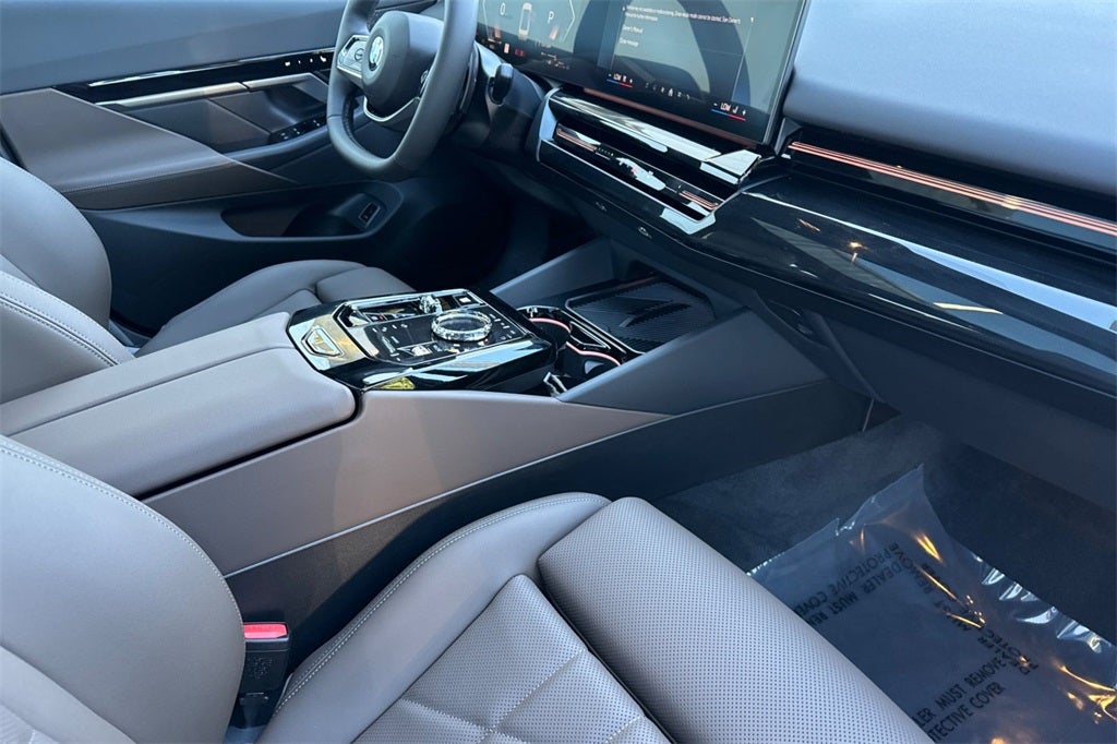 2026 BMW 5 Series 530i xDrive