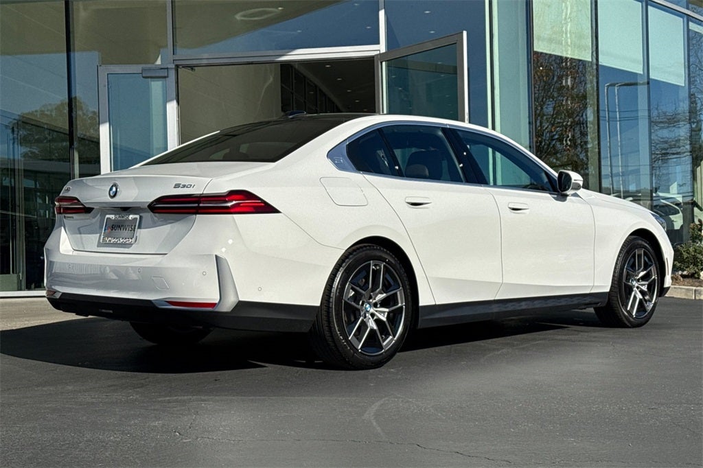 2026 BMW 5 Series 530i xDrive