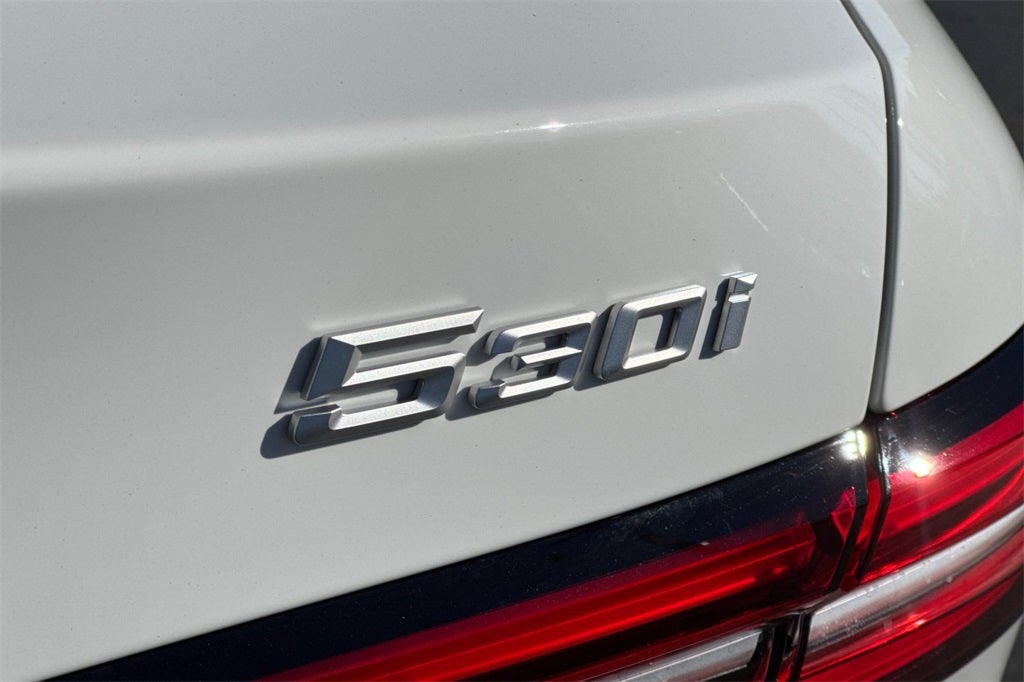 2026 BMW 5 Series 530i xDrive