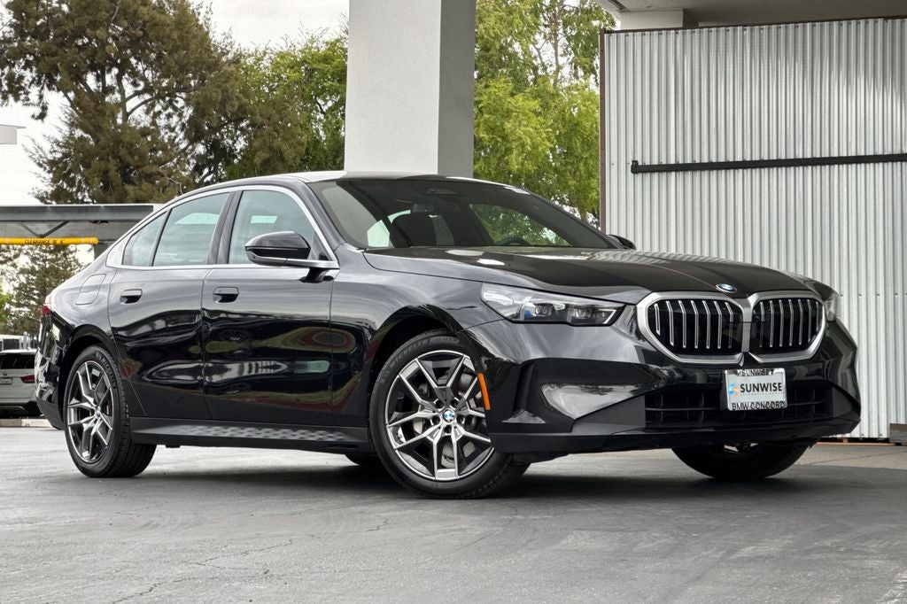 2026 BMW 5 Series 530i xDrive