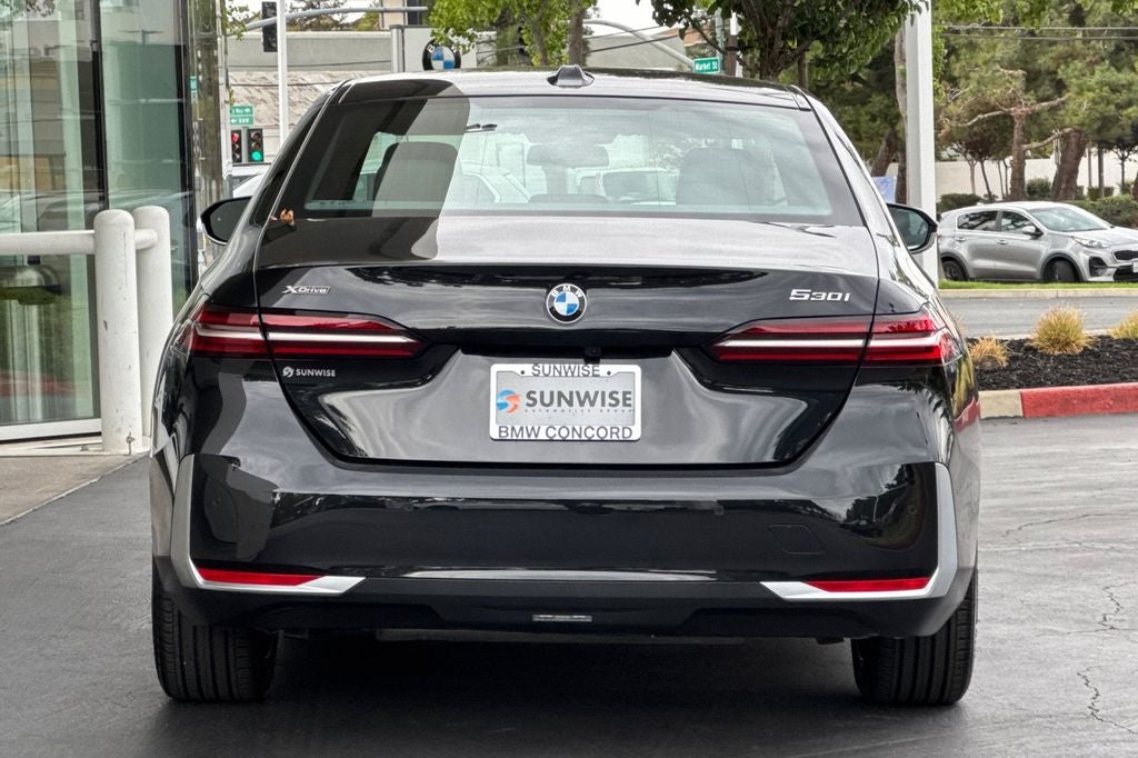 2026 BMW 5 Series 530i xDrive