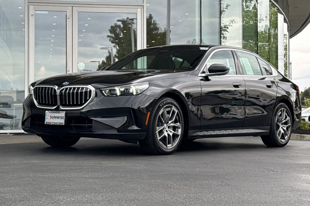 2026 BMW 5 Series 530i xDrive