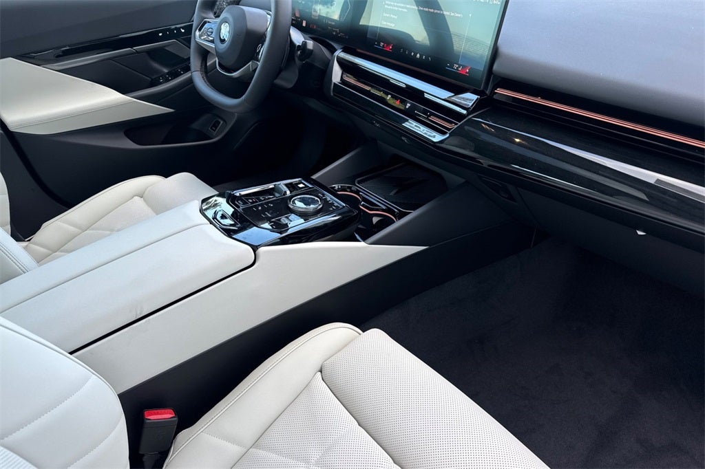 2026 BMW 5 Series 530i xDrive