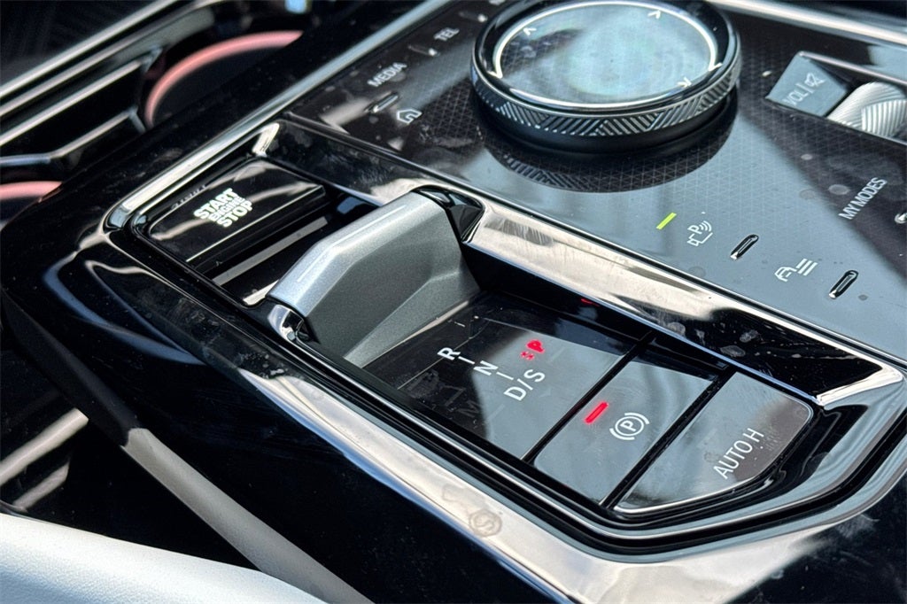 2026 BMW 5 Series 530i xDrive