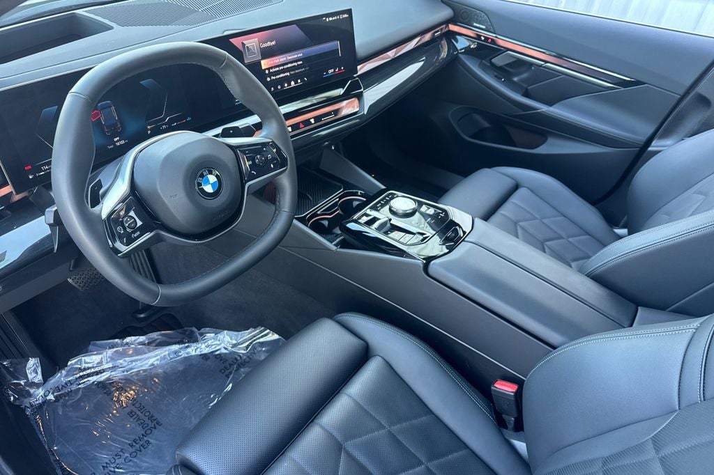 2025 BMW 5 Series 540i xDrive