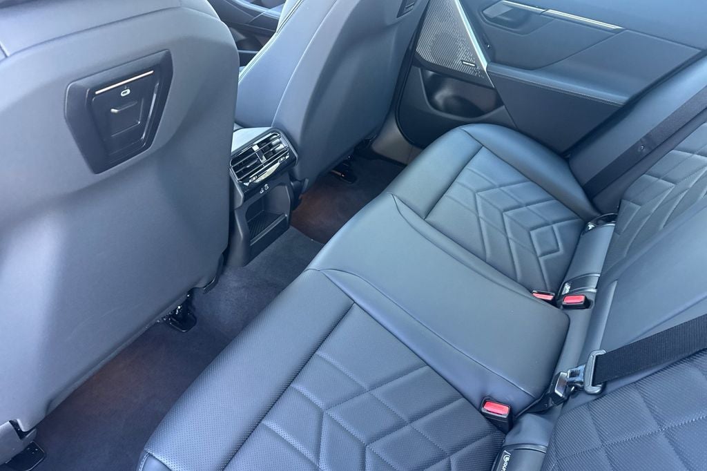 2025 BMW 5 Series 540i xDrive