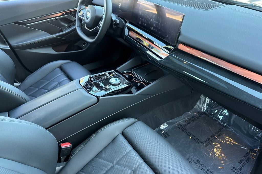 2025 BMW 5 Series 540i xDrive