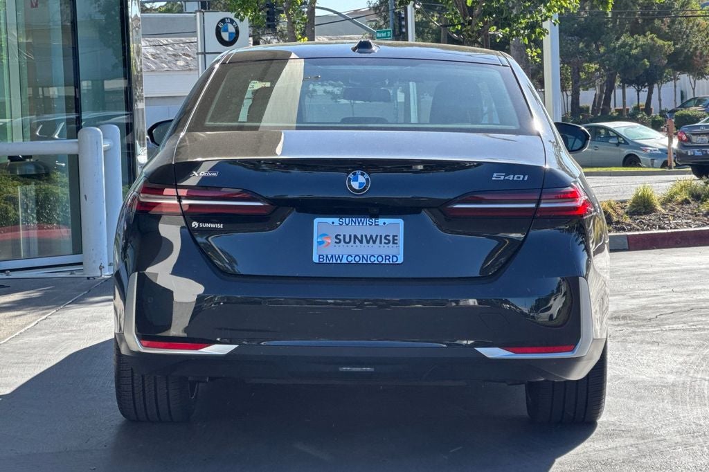 2025 BMW 5 Series 540i xDrive