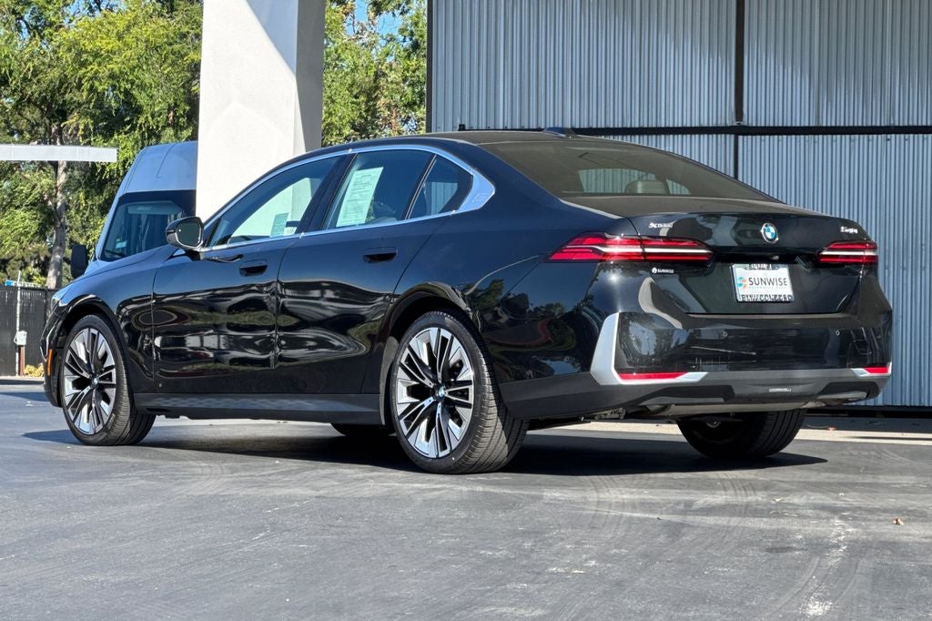 2025 BMW 5 Series 540i xDrive