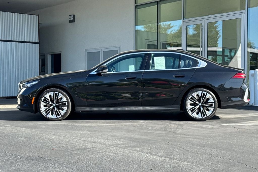2025 BMW 5 Series 540i xDrive