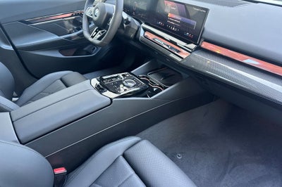 2027 BMW 5 Series 540i xdr