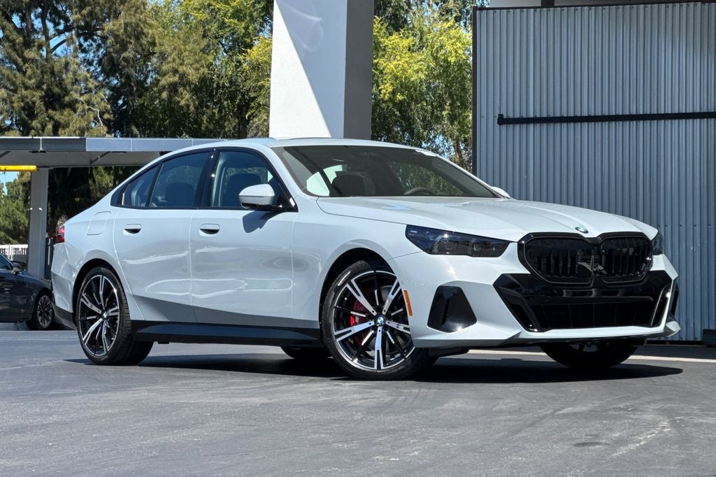 2027 BMW 5 Series 540i xdr