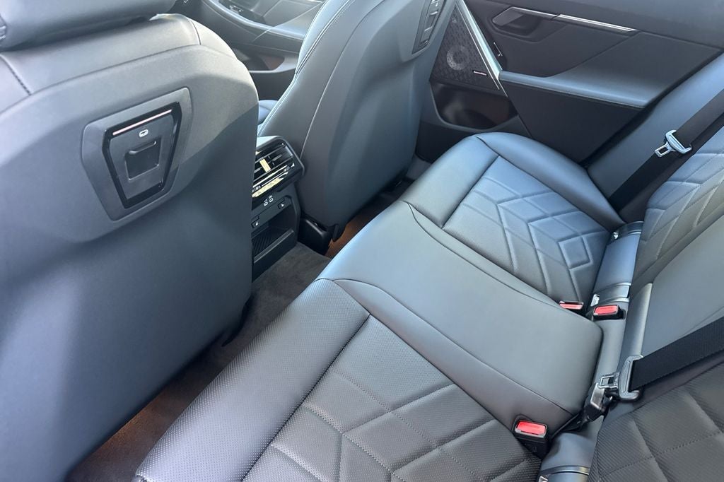 2027 BMW 5 Series 540i xdr