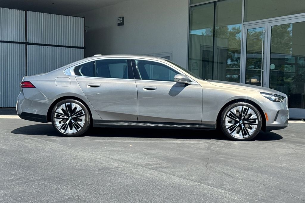 2024 BMW 5 Series 540i xDrive