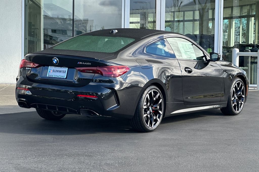 2026 BMW 4 Series M440i