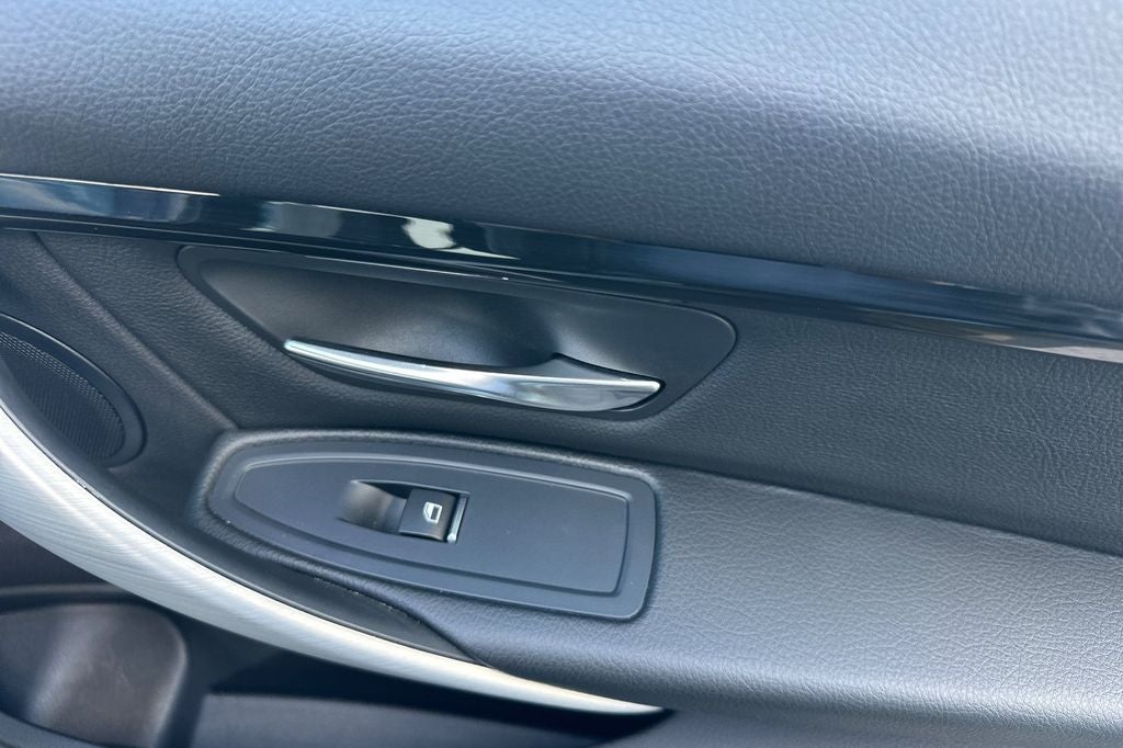 2016 BMW 3 Series 328i