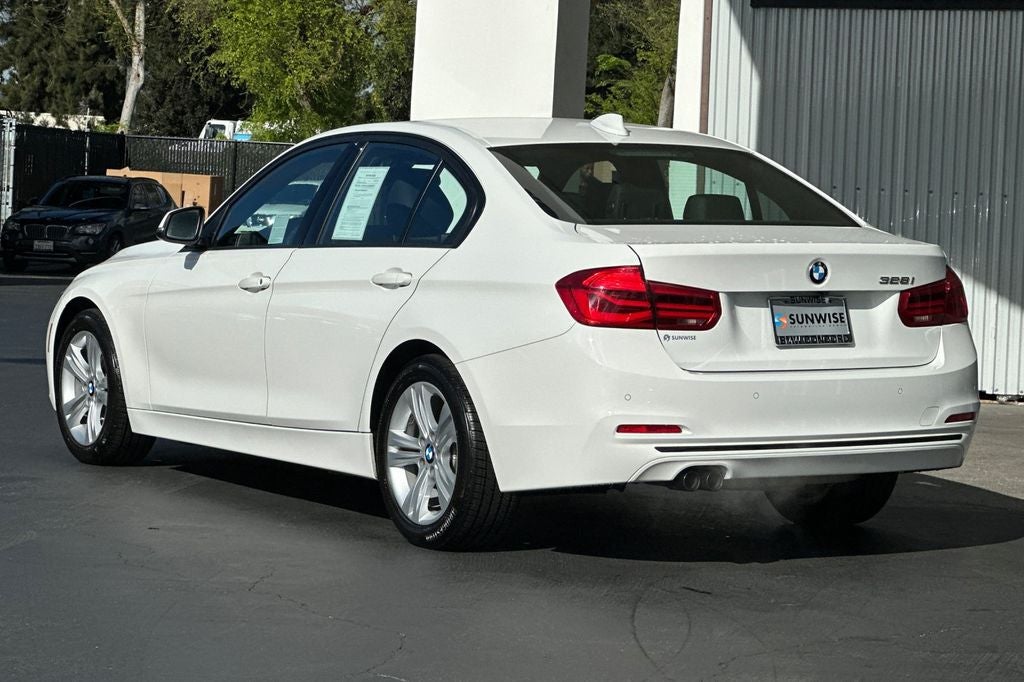 2016 BMW 3 Series 328i