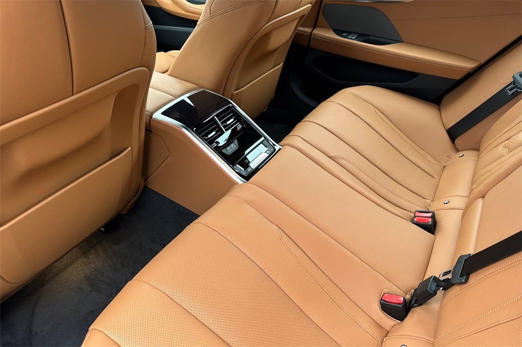 2026 BMW 8 Series 840