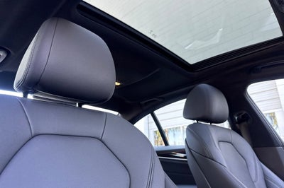 2019 BMW 5 Series 540i