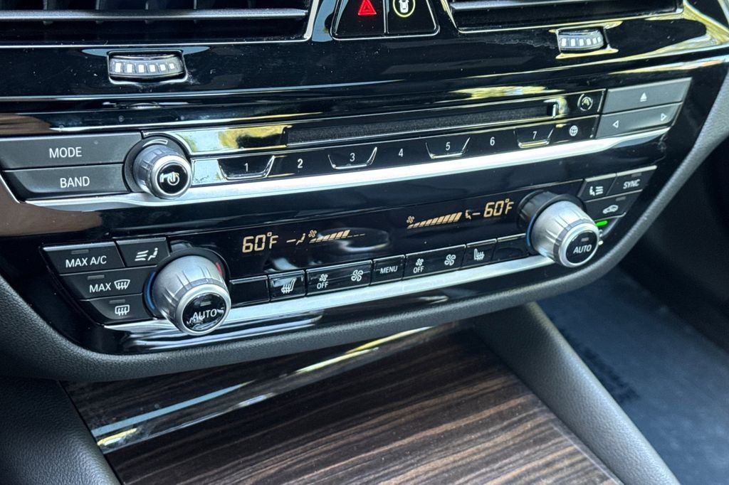 2019 BMW 5 Series 540i