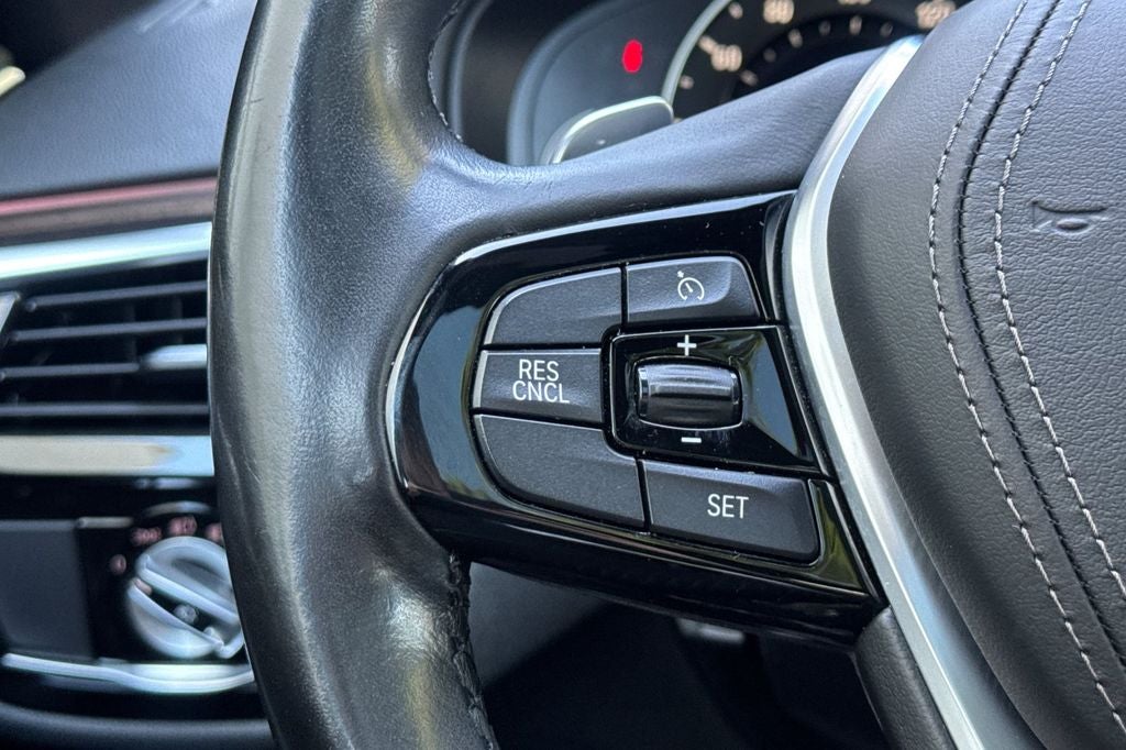 2019 BMW 5 Series 540i