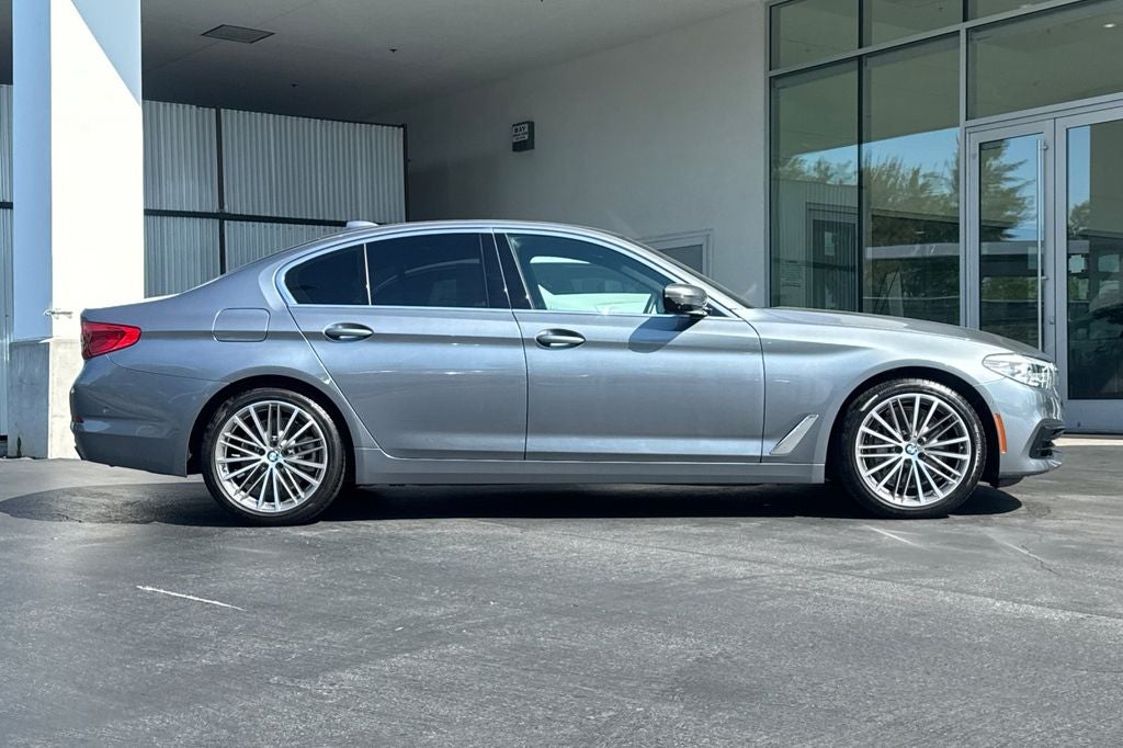2020 BMW 5 Series 540i