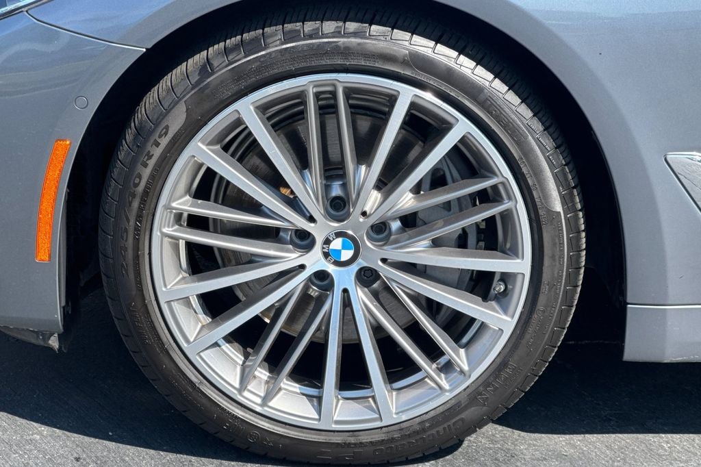 2020 BMW 5 Series 540i