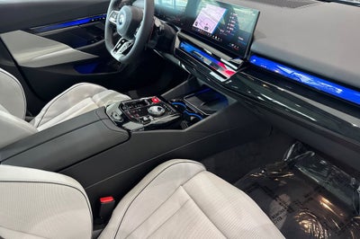 2027 BMW M5 Base