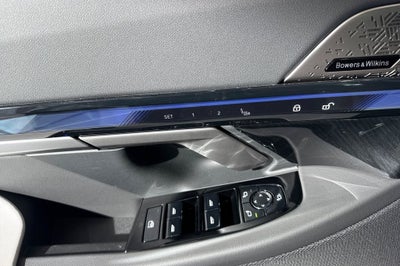 2027 BMW M5 Base