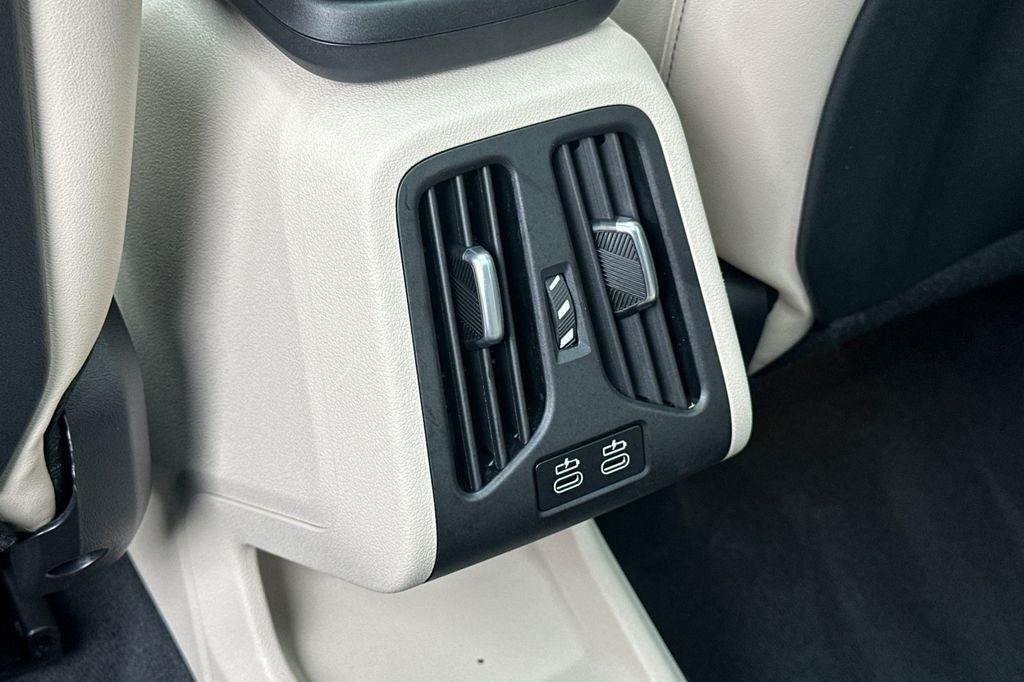 2025 BMW X1 M35i