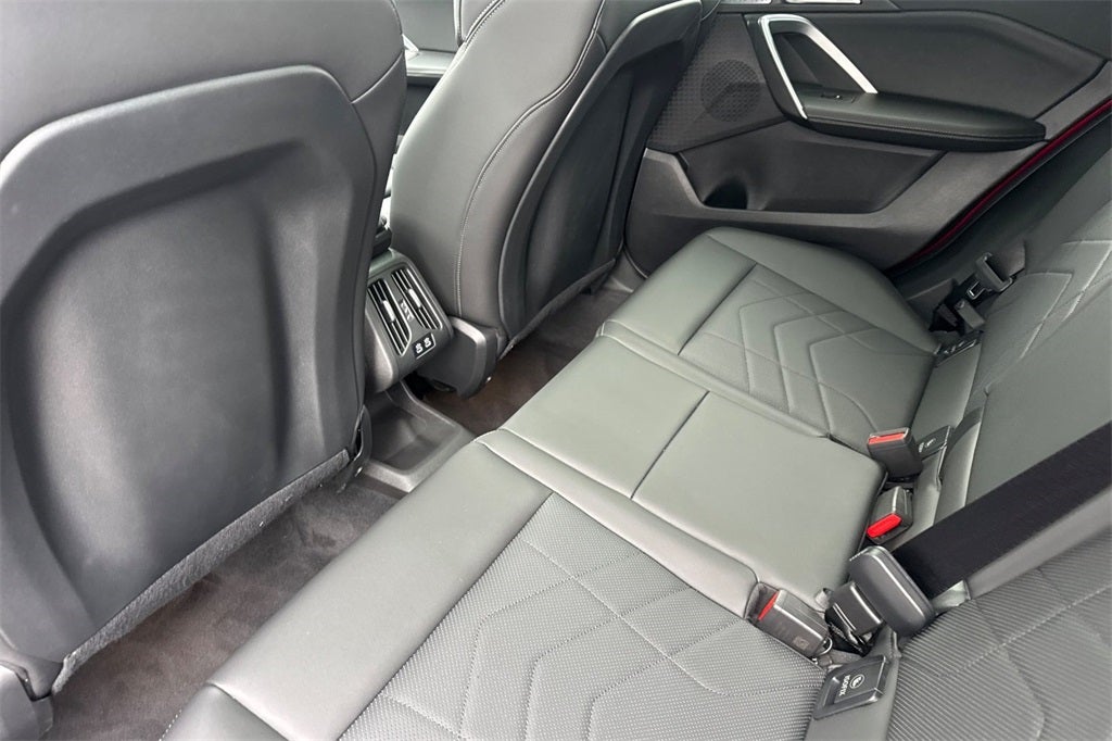 2025 BMW X2 xDrive28i