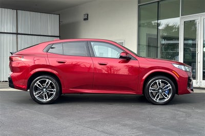 2025 BMW X2 xDrive28i