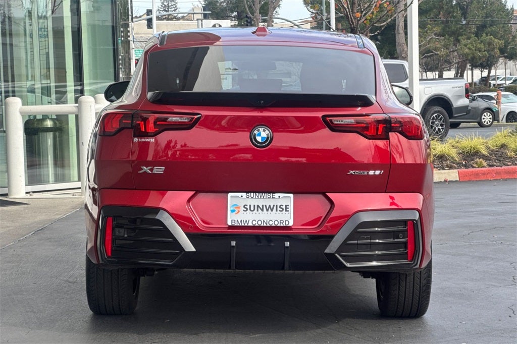 2025 BMW X2 xDrive28i